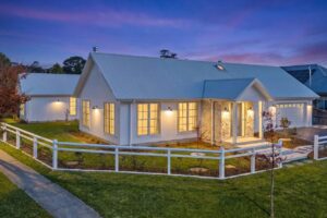1 Betty Close, Bowral 1_cropped